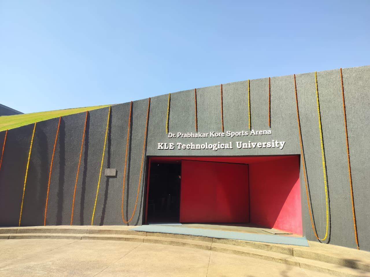 KLE Technological University Hubli campus photo 7